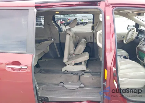 2011 Toyota Sienna Xle V6 from USA, damaged, VIN 5TDYK3DC3BS155483